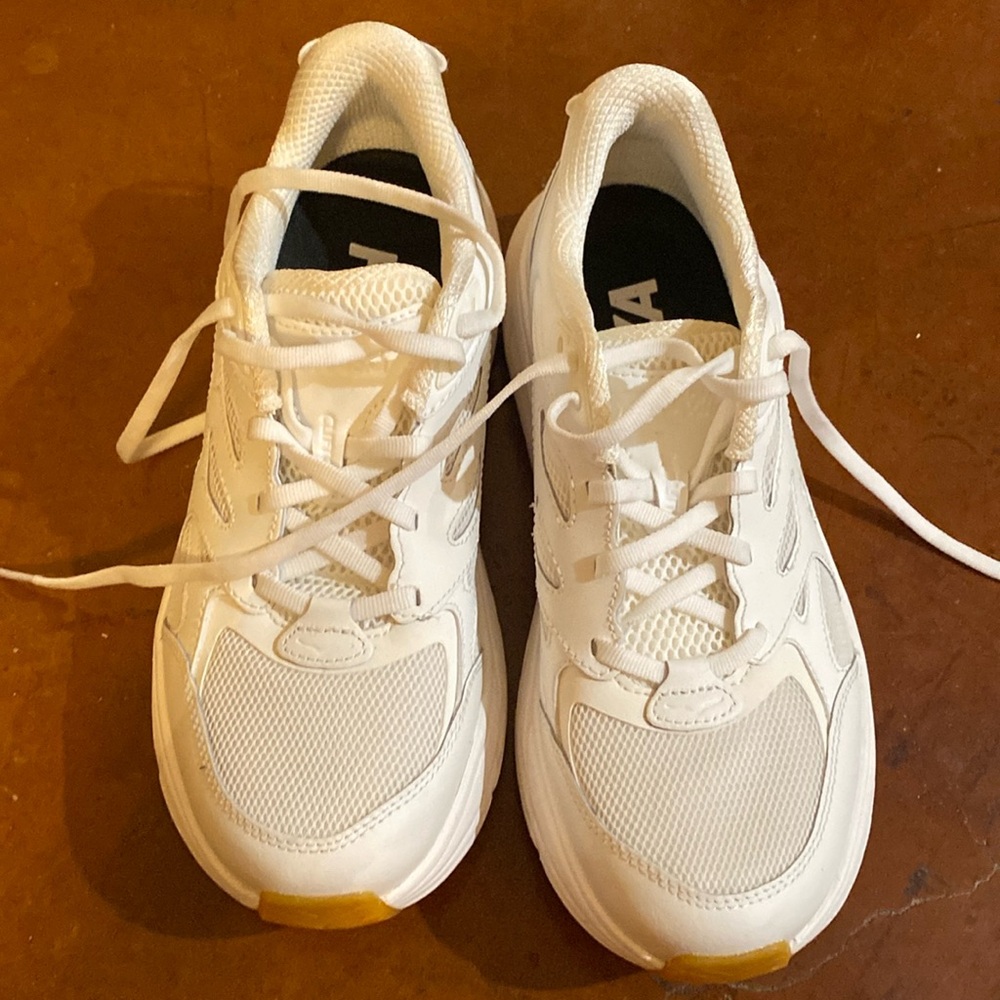 Hoka tennis shoes